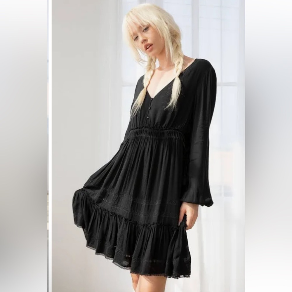 Lovestitch Run Deep Mini Dress - Black / S